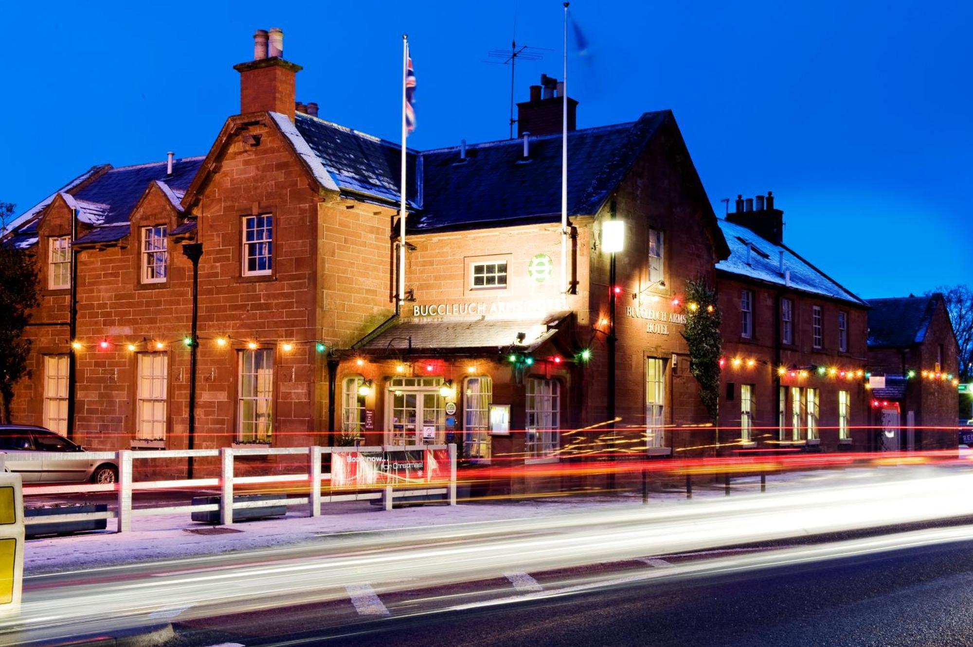 Hotel Buccleuch Arms à St Boswells Extérieur photo
