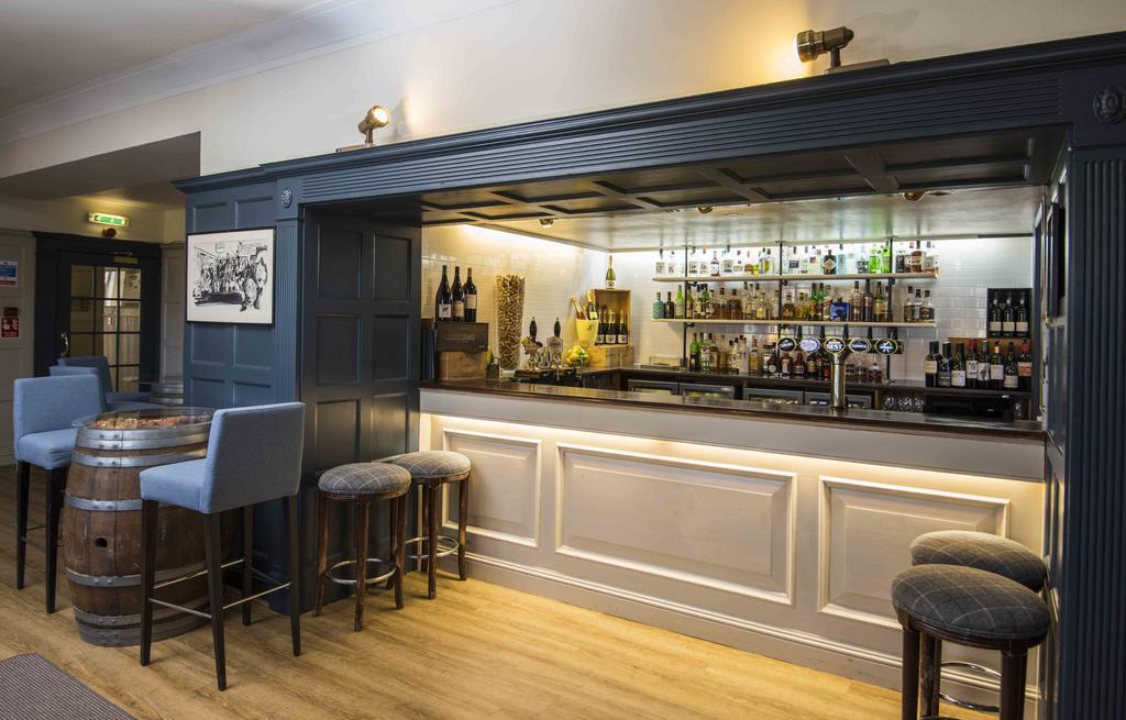 Hotel Buccleuch Arms à St Boswells Extérieur photo