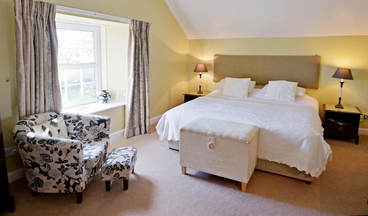 Hotel Buccleuch Arms à St Boswells Extérieur photo